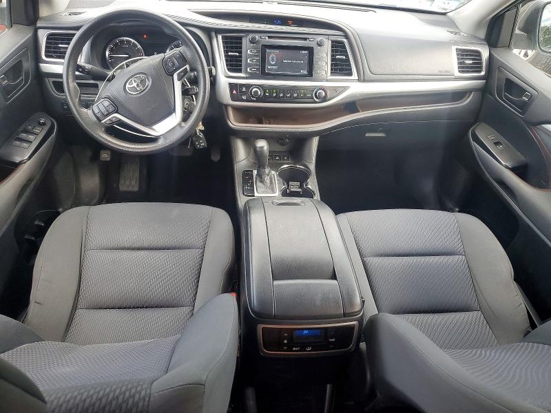 Продаж на аукціоні авто 2015 Toyota Highlander, vin: 5TDBKRFH2FS165249, номер лоту: 57663266