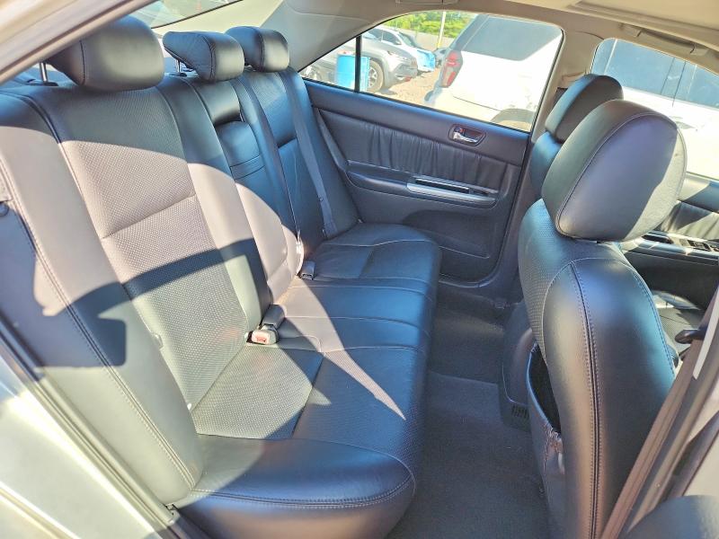 55857446 :رقم المزاد ، 4T1BA32KX5U043214 vin ، 2005 Toyota Camry مزاد بيع