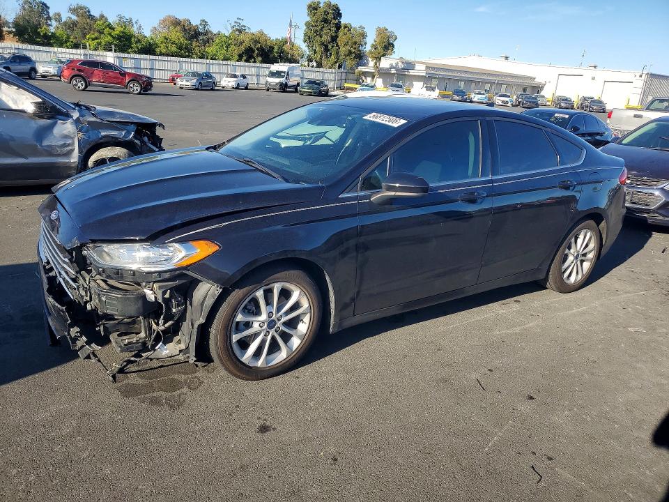 2020 Ford Fusion მანქანა იყიდება აუქციონზე, vin: 3FA6P0LU1LR142369, აუქციონის ნომერი: 56812506