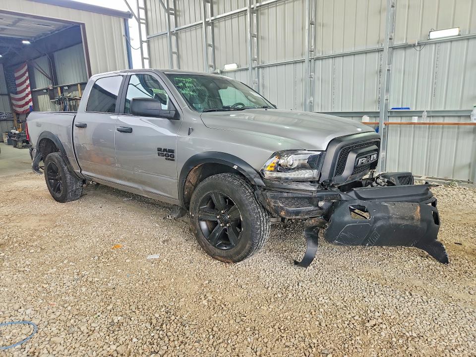 56256976 :رقم المزاد ، 1C6RR7LG1NS210821 vin ، 2022 Ram 1500 Classic مزاد بيع
