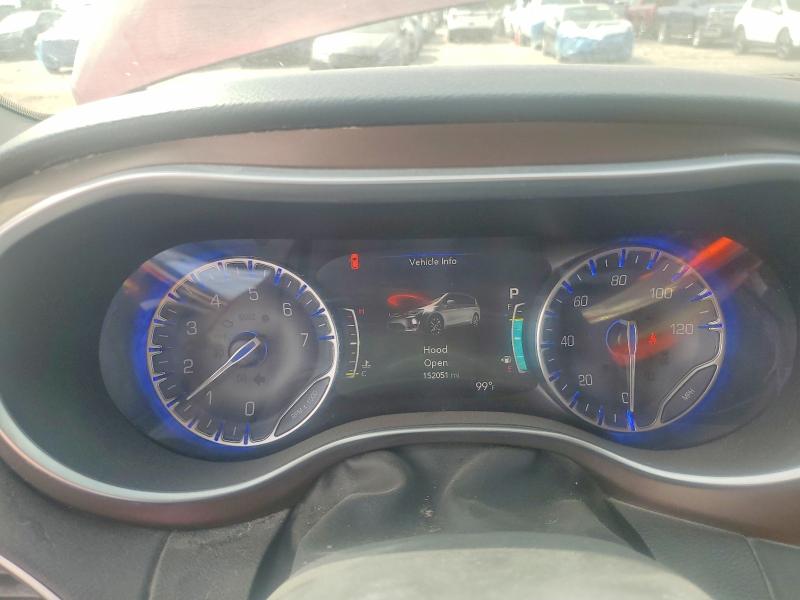 Продаж на аукціоні авто 2017 Chrysler Pacifica, vin: 2C4RC1EG1HR584582, номер лоту: 58701816