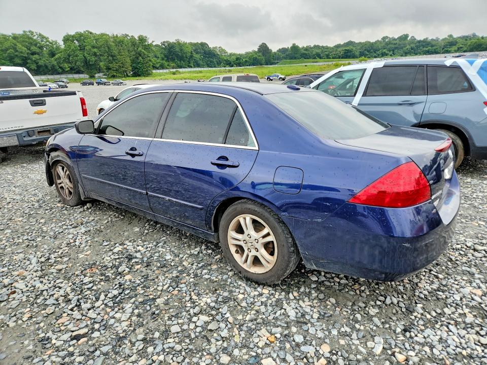 56362196 :رقم المزاد ، 1HGCM567X7A153560 vin ، 2007 Honda Accord مزاد بيع