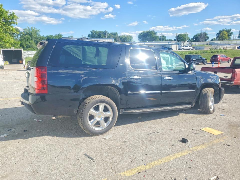 Продажа на аукционе авто 2011 Chevrolet Suburban, vin: 1GNSKKE38BR316446, номер лота: 57120656