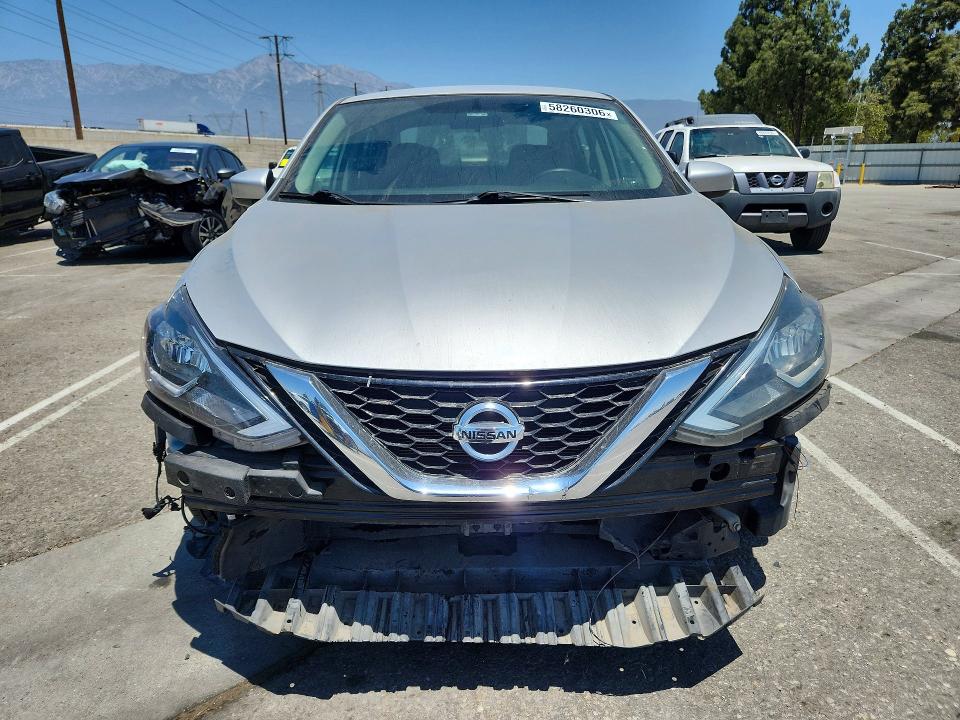 2017 Nissan Sentra მანქანა იყიდება აუქციონზე, vin: 3N1AB7AP0HY352678, აუქციონის ნომერი: 58260306