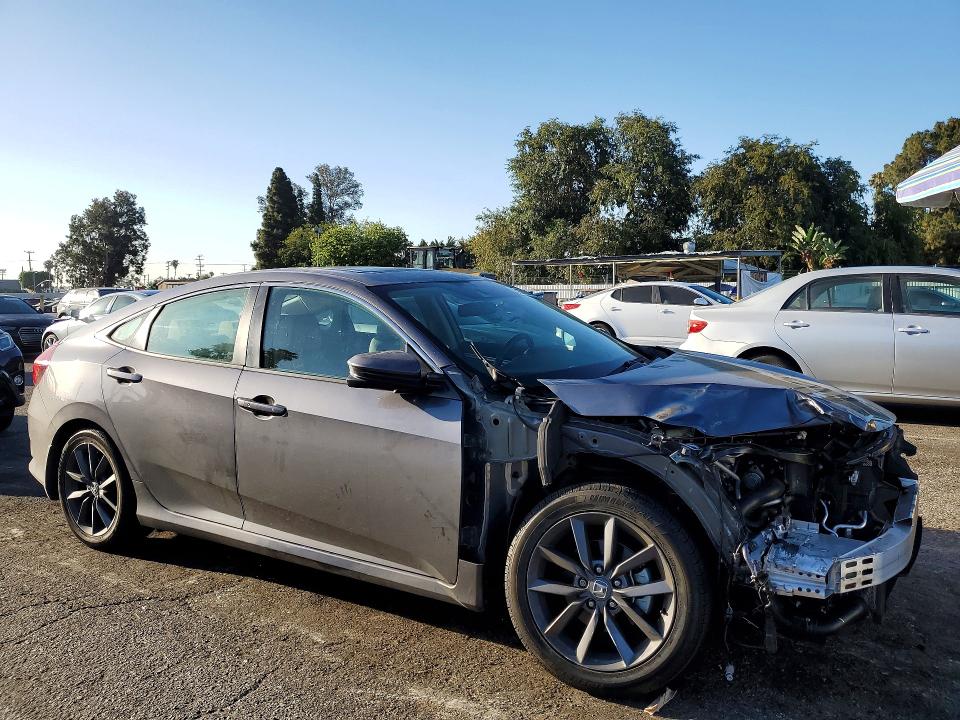 56703046 :رقم المزاد ، 19XFC1F3XME208070 vin ، 2021 Honda Civic مزاد بيع