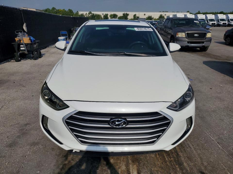 85974615 :رقم المزاد ، 5NPD84LF2HH205223 vin ، 2017 Hyundai Elantra مزاد بيع