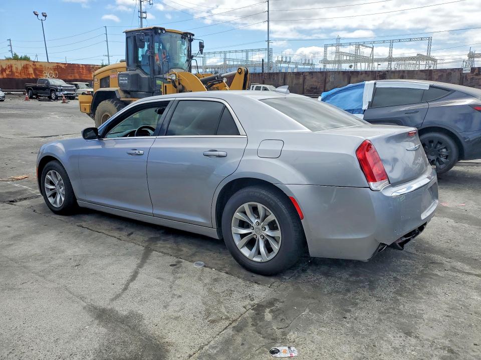 2015 Chrysler 300 მანქანა იყიდება აუქციონზე, vin: 2C3CCAAG1FH769234, აუქციონის ნომერი: 57607846