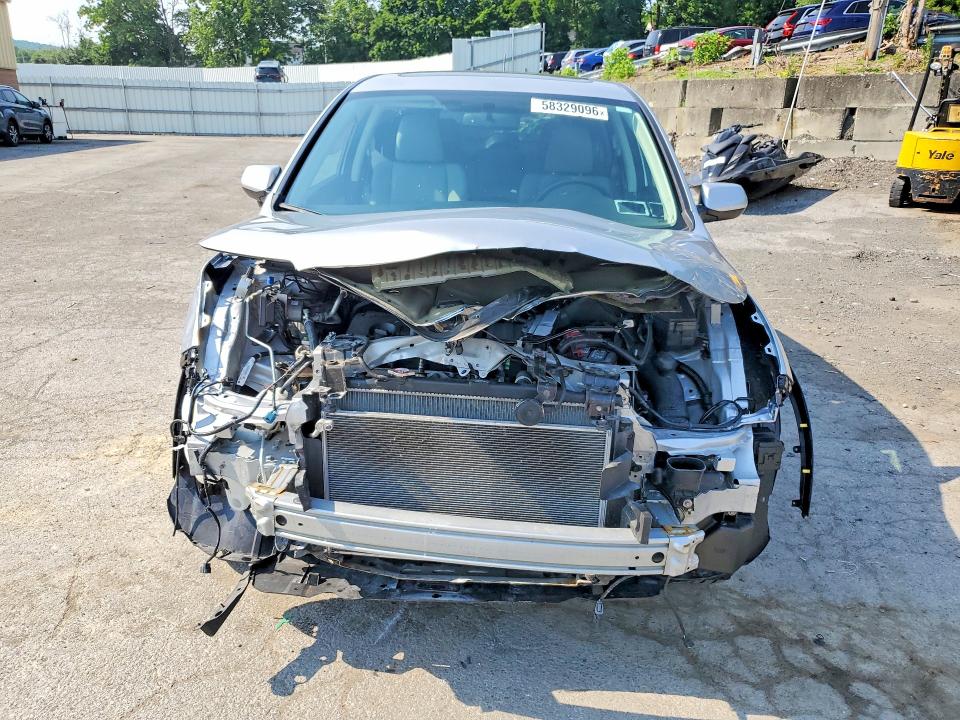 58329096 :رقم المزاد ، 2HKRM4H52FH700746 vin ، 2015 Honda Cr-v مزاد بيع