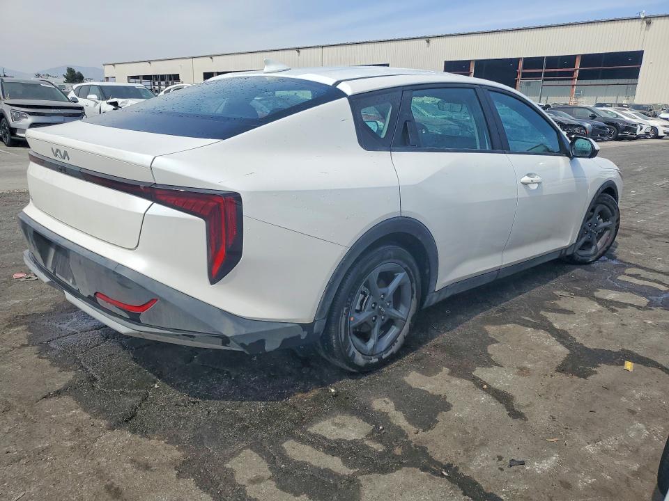 Продаж на аукціоні авто 2026 Kia K4, vin: 3KPFT4DE5TE298720, номер лоту: 56369296