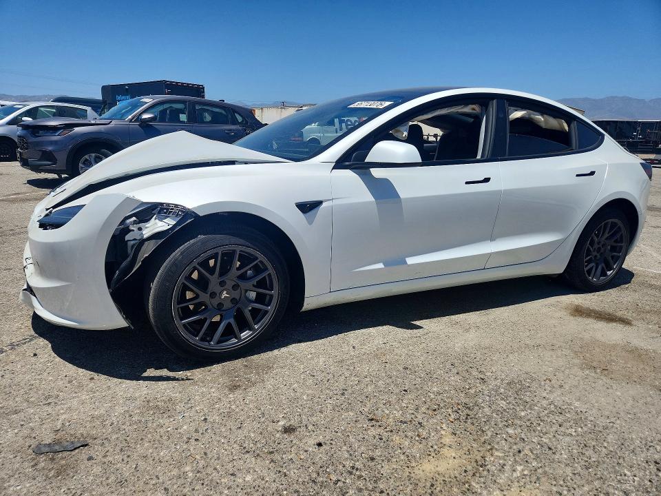 2025 Tesla Model 3 მანქანა იყიდება აუქციონზე, vin: 5YJ3E1EA9SF025392, აუქციონის ნომერი: 56713076