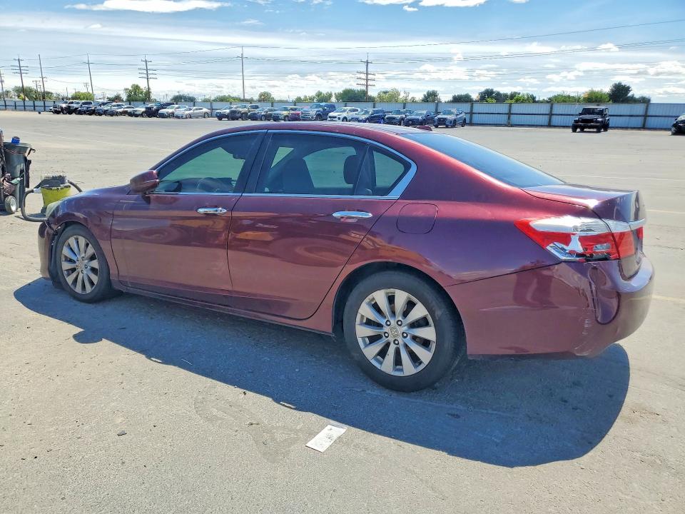 Продаж на аукціоні авто 2015 Honda Accord, vin: 1HGCR2F89FA151743, номер лоту: 59539376