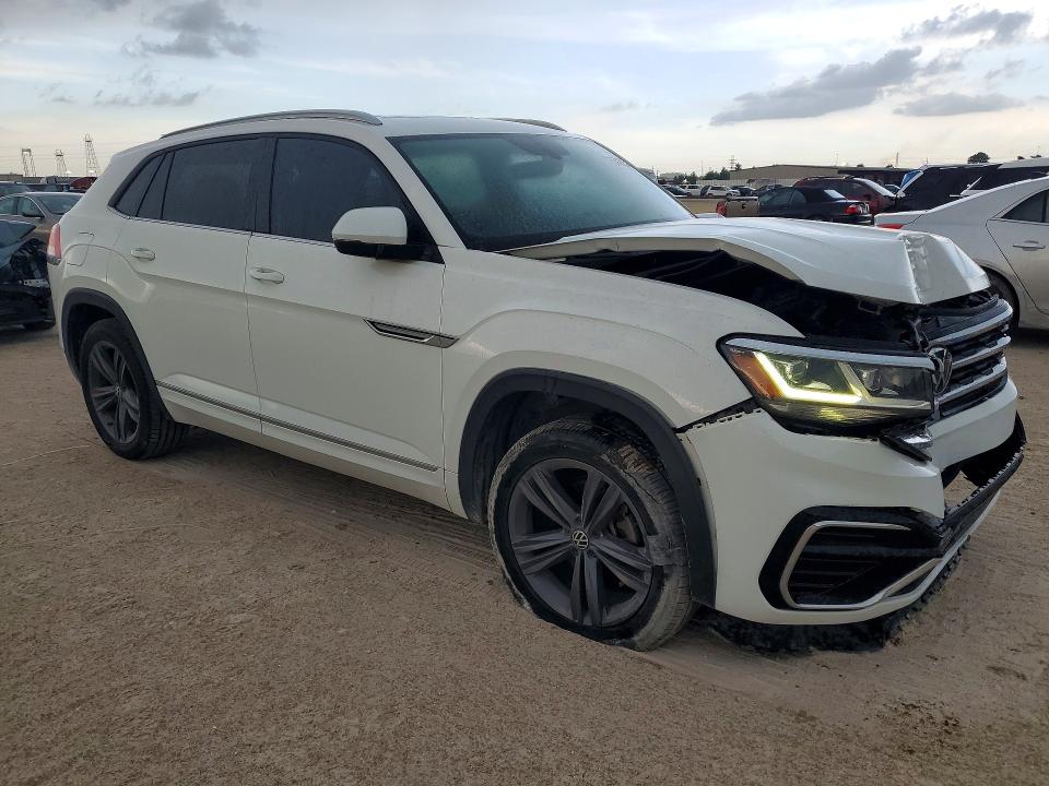 55862546 :رقم المزاد ، 1V2PE2CA9MC237198 vin ، 2021 Volkswagen Atlas Cross Sport مزاد بيع
