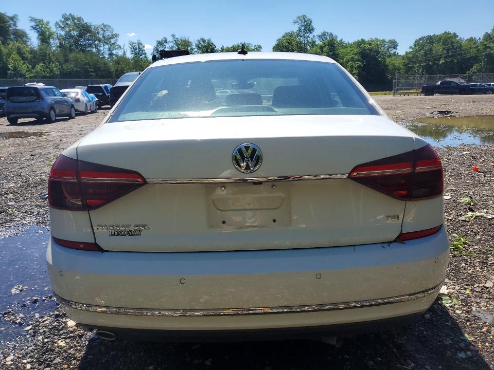 Продаж на аукціоні авто 2018 Volkswagen Passat, vin: 1VWCA7A30JC000346, номер лоту: 58418416
