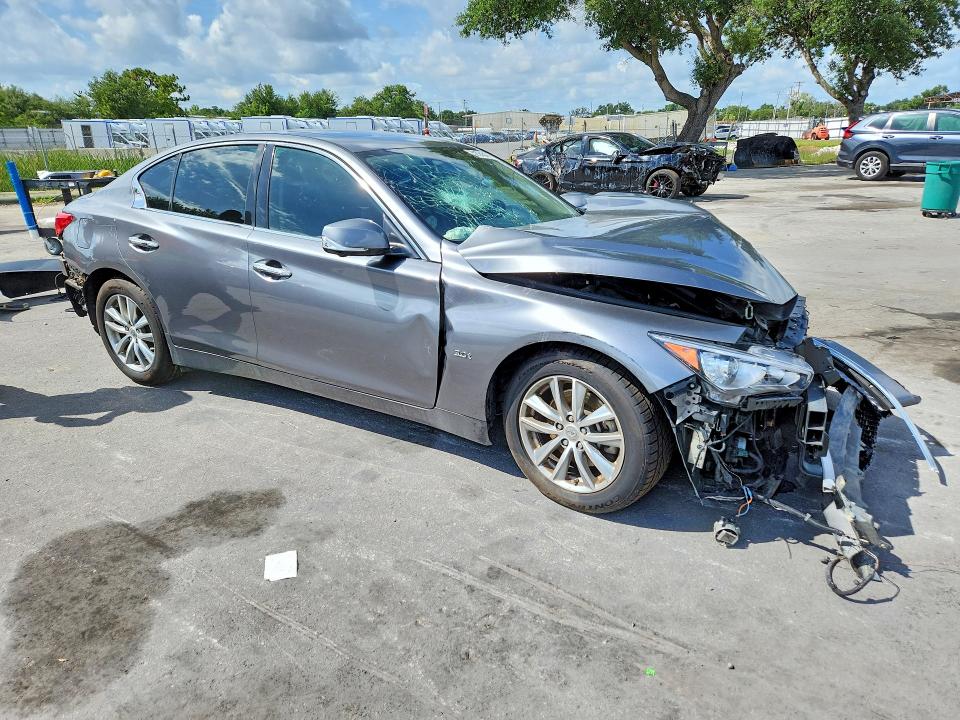 56945476 :رقم المزاد ، JN1EV7AP3HM735428 vin ، 2017 Infiniti Q50 مزاد بيع