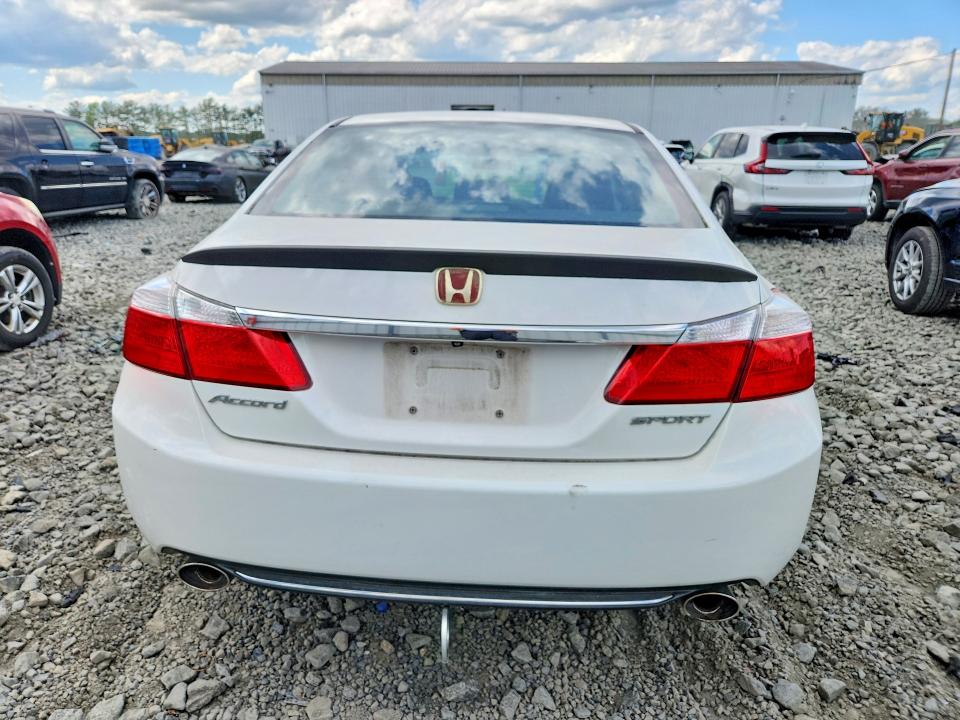55615626 :رقم المزاد ، 1HGCR2F53FA268059 vin ، 2015 Honda Accord مزاد بيع