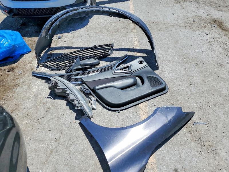 56699646 :رقم المزاد ، 1C3CCCAB1FN711227 vin ، 2015 Chrysler 200 مزاد بيع