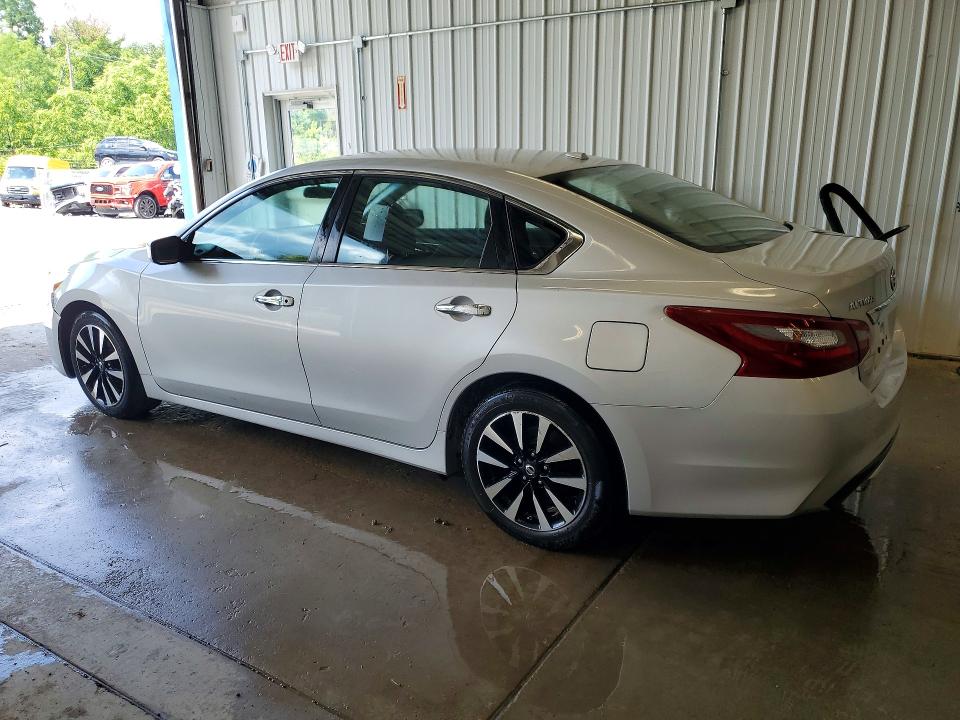 Продаж на аукціоні авто 2018 Nissan Altima, vin: 1N4AL3AP2JC194271, номер лоту: 58862426