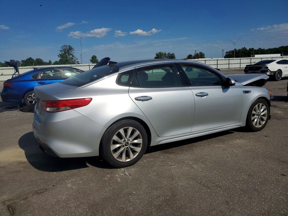55749956 :رقم المزاد ، 5XXGU4L36JG186448 vin ، 2018 Kia Optima مزاد بيع
