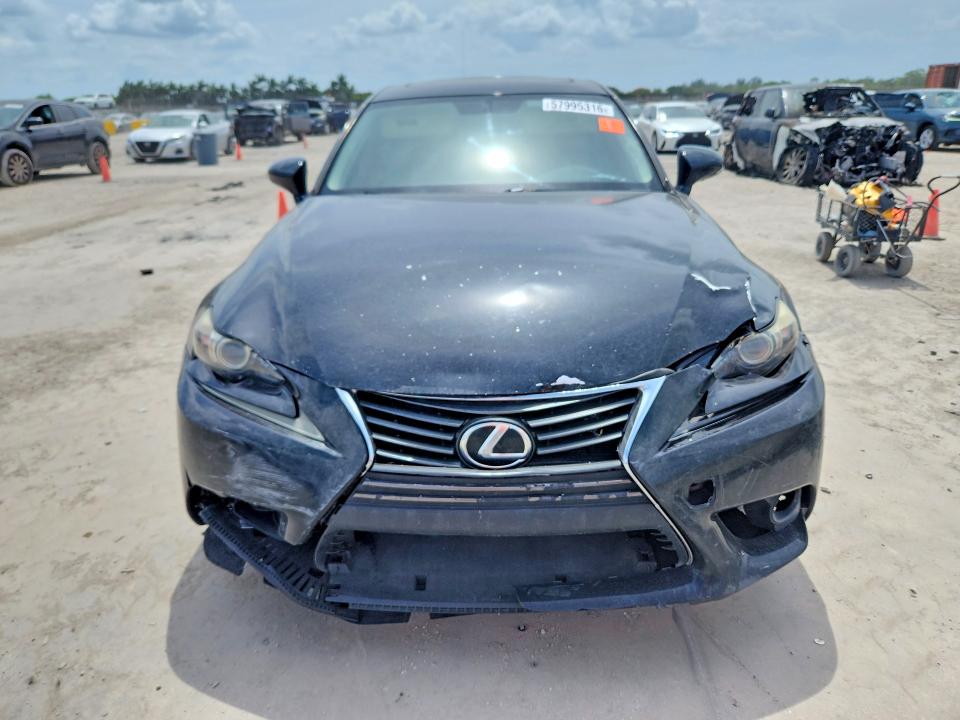 57995316 :رقم المزاد ، JTHBA1D2XG5028407 vin ، 2016 Lexus Is مزاد بيع