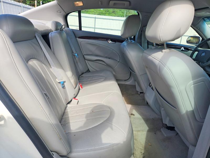 58189786 :رقم المزاد ، 1G4HC5EM8AU121352 vin ، 2010 Buick Lucerne مزاد بيع