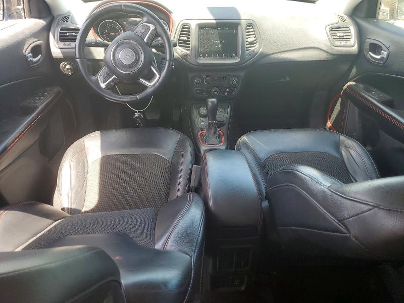 55183916 :رقم المزاد ، 3C4NJDDB3HT646251 vin ، 2017 Jeep Compass مزاد بيع