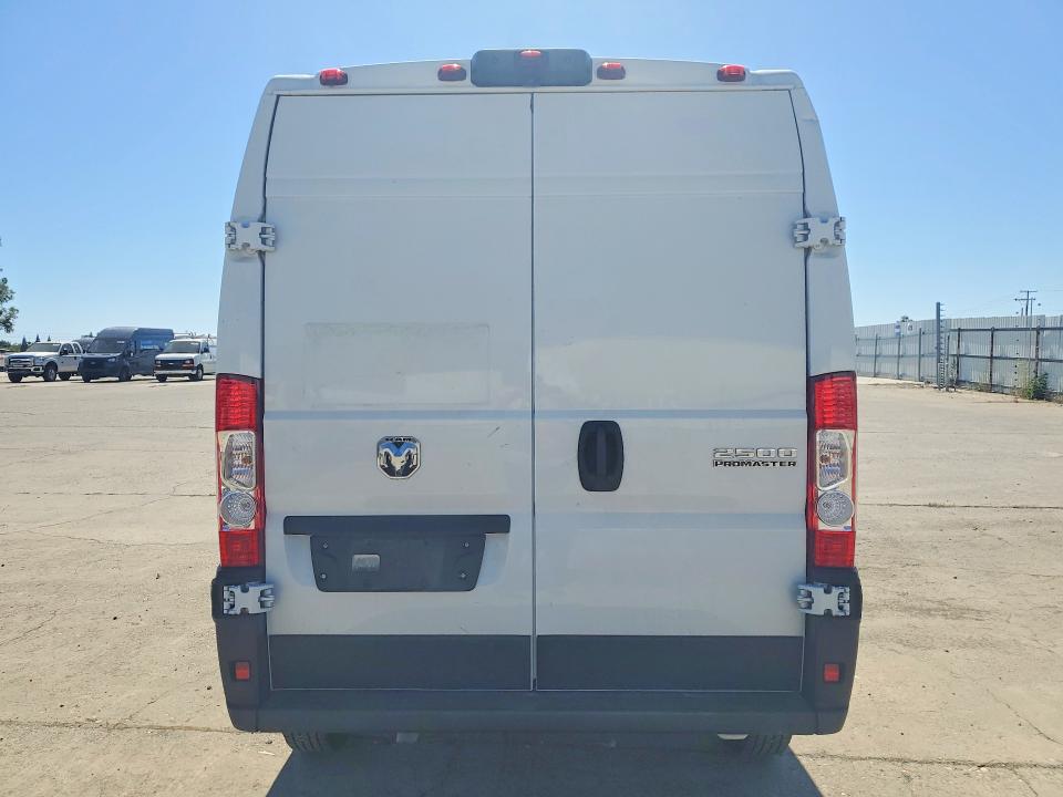 59388126 :رقم المزاد ، 3C6LRVDG2RE111653 vin ، 2024 Ram Promaster 2500 مزاد بيع