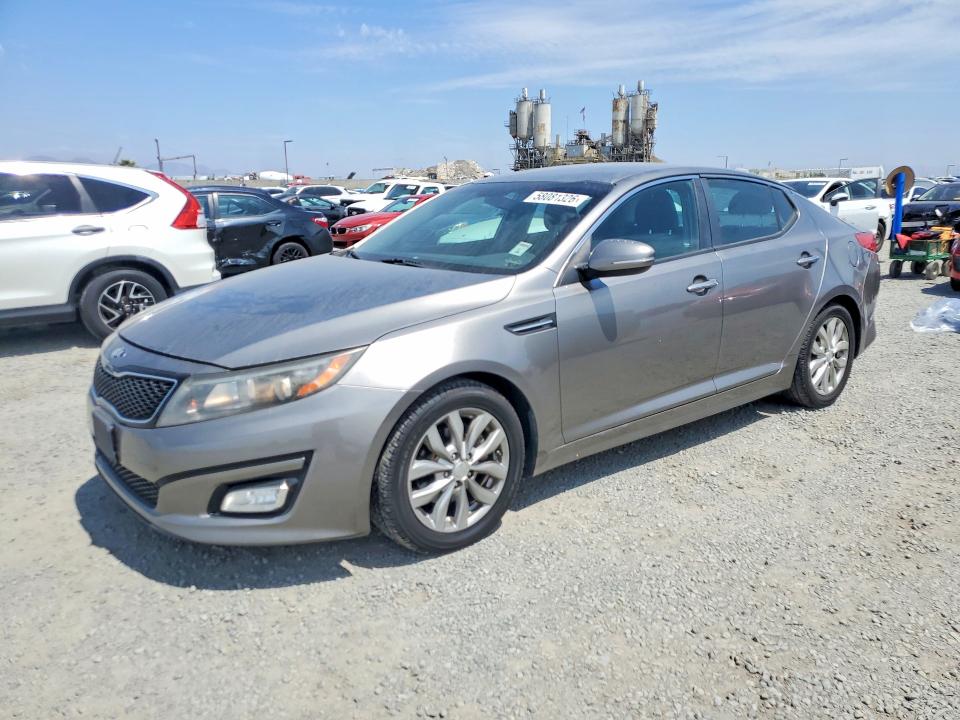 58081326 :رقم المزاد ، 5XXGM4A7XFG467083 vin ، 2015 Kia Optima مزاد بيع