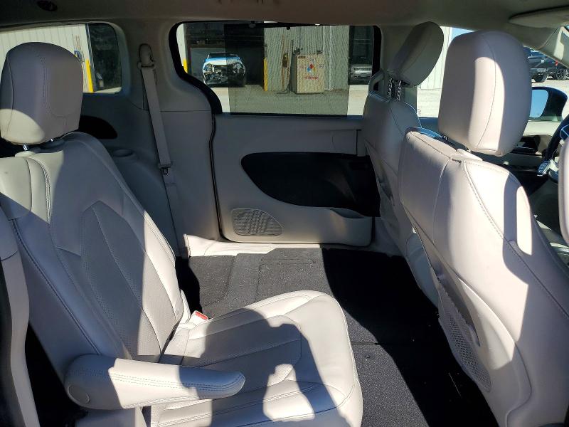 55702996 :رقم المزاد ، 2C4RC1DG8MR546410 vin ، 2021 Chrysler Voyager مزاد بيع