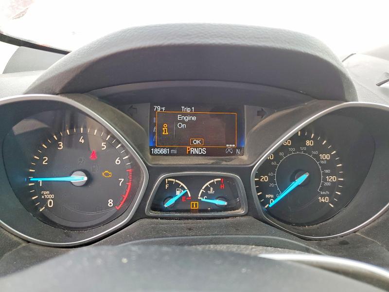 55982396 :رقم المزاد ، 1FMCU0JD5HUB88727 vin ، 2017 Ford Escape مزاد بيع