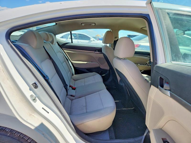 Продажа на аукционе авто 2018 Hyundai Elantra, vin: 5NPD74LF2JH227666, номер лота: 56962406