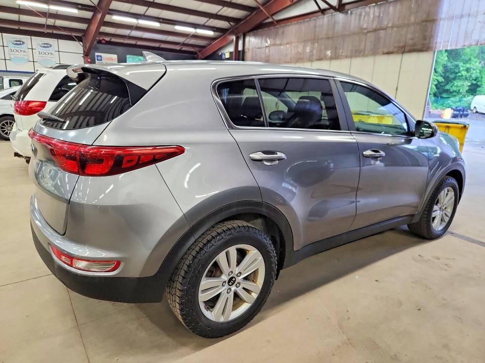 2018 Kia Sportage მანქანა იყიდება აუქციონზე, vin: KNDPMCAC1J7359511, აუქციონის ნომერი: 58659286