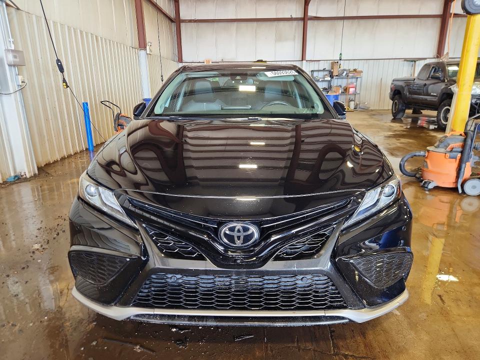 2021 Toyota Camry მანქანა იყიდება აუქციონზე, vin: 4T1K61BK5MU040452, აუქციონის ნომერი: 56093626