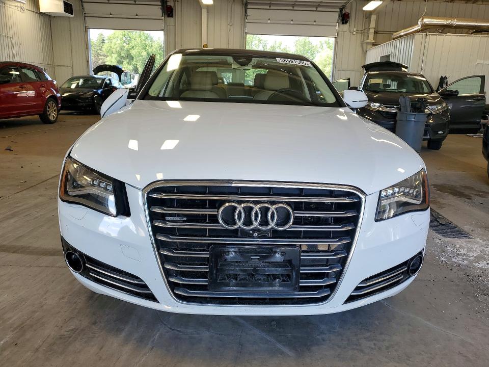 Продажа на аукционе авто 2014 Audi A8, vin: WAURGAFDXEN005782, номер лота: 56991596
