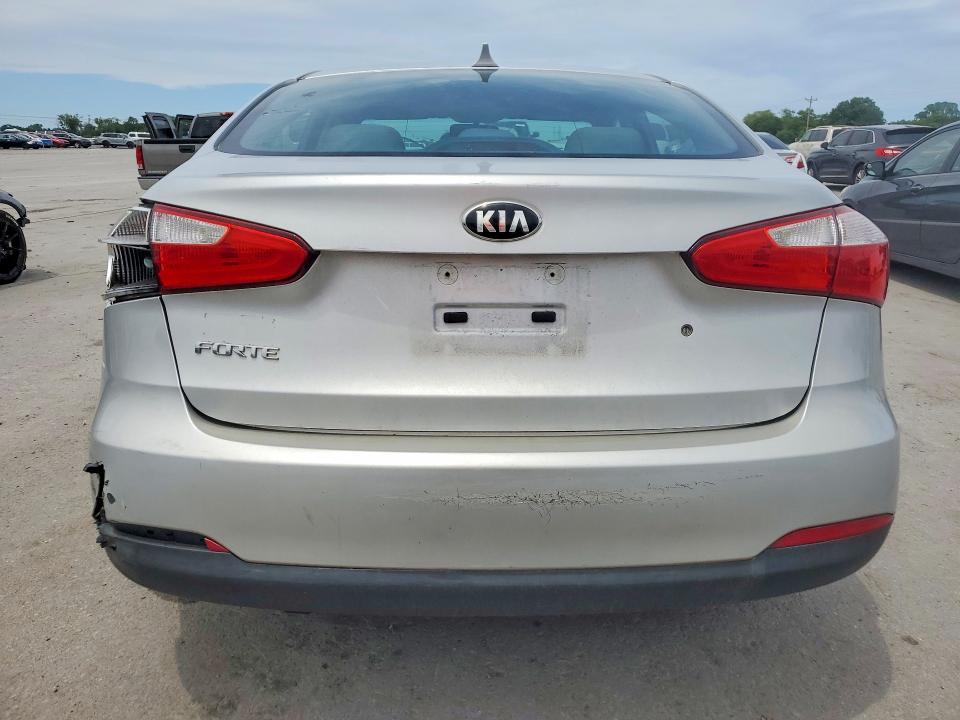 57428876 :رقم المزاد ، KNAFK4A69F5436255 vin ، 2015 Kia Forte مزاد بيع