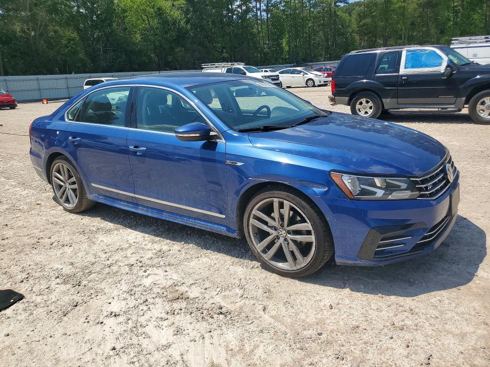 56586026 :رقم المزاد ، 1VWDT7A35HC060695 vin ، 2017 Volkswagen Passat مزاد بيع