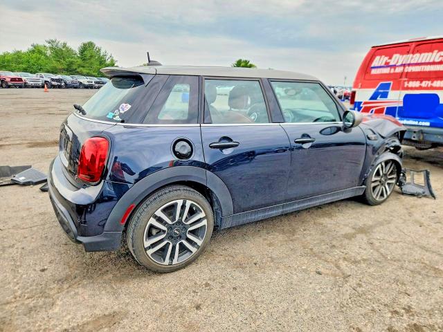 Aukcja sprzedaży 2022 Mini Cooper, vin: WMW53DK04N2R30316, numer aukcji: 57932586