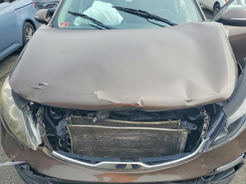 2011 Kia Sportage მანქანა იყიდება აუქციონზე, vin: KNDPB3A23B7034275, აუქციონის ნომერი: 56828386