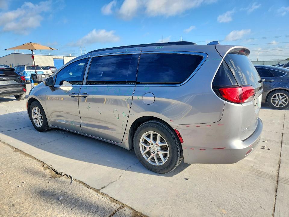 56747936 :رقم المزاد ، 2C4RC1DG9LR265411 vin ، 2020 Chrysler Voyager مزاد بيع