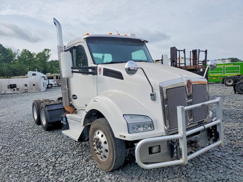 Продаж на аукціоні авто 2021 Kenworth Construction, vin: 1XKZDP9X0MJ455083, номер лоту: 56302806