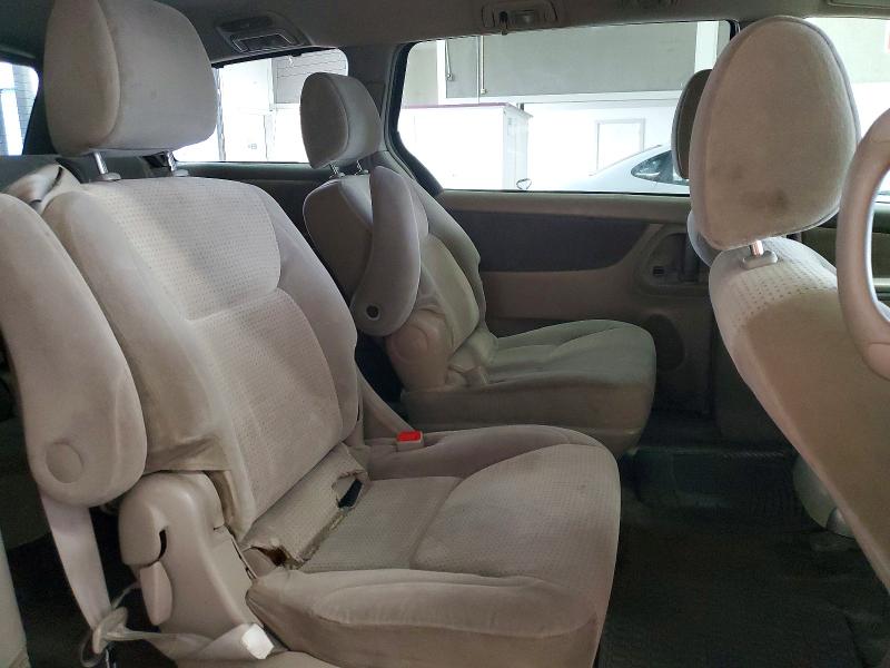 Продаж на аукціоні авто 2010 Toyota Sienna, vin: 5TDKK4CC0AS303584, номер лоту: 58843216
