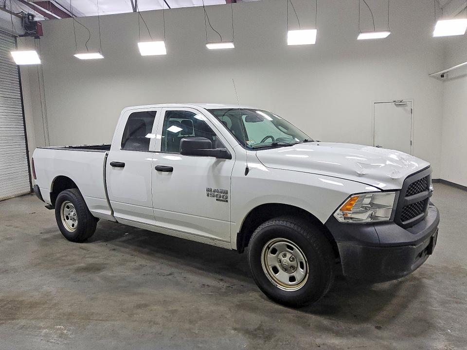 49917076 :رقم المزاد ، 1C6RR7FGXLS153401 vin ، 2020 Ram 1500 Classic مزاد بيع
