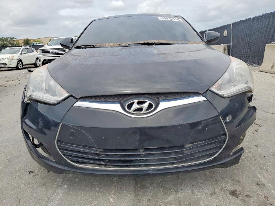 Продаж на аукціоні авто 2017 Hyundai Veloster, vin: KMHTC6AD1HU317715, номер лоту: 55942126
