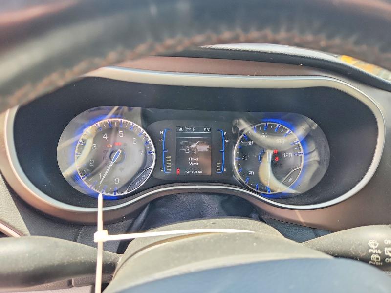 59136706 :رقم المزاد ، 2C4RC1BG9HR593986 vin ، 2017 Chrysler Pacifica مزاد بيع