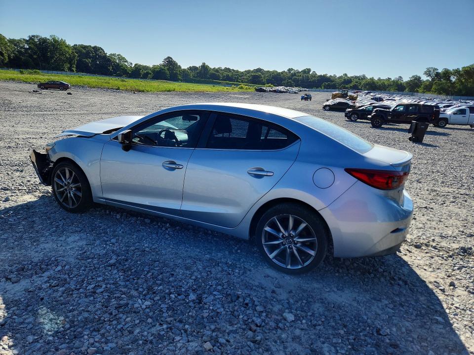 55676416 :رقم المزاد ، 3MZBN1V37JM200713 vin ، 2018 Mazda 3 مزاد بيع