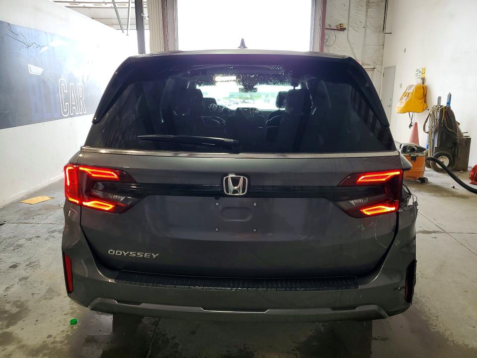 58069416 :رقم المزاد ، 5FNRL6H65SB074058 vin ، 2025 Honda Odyssey مزاد بيع