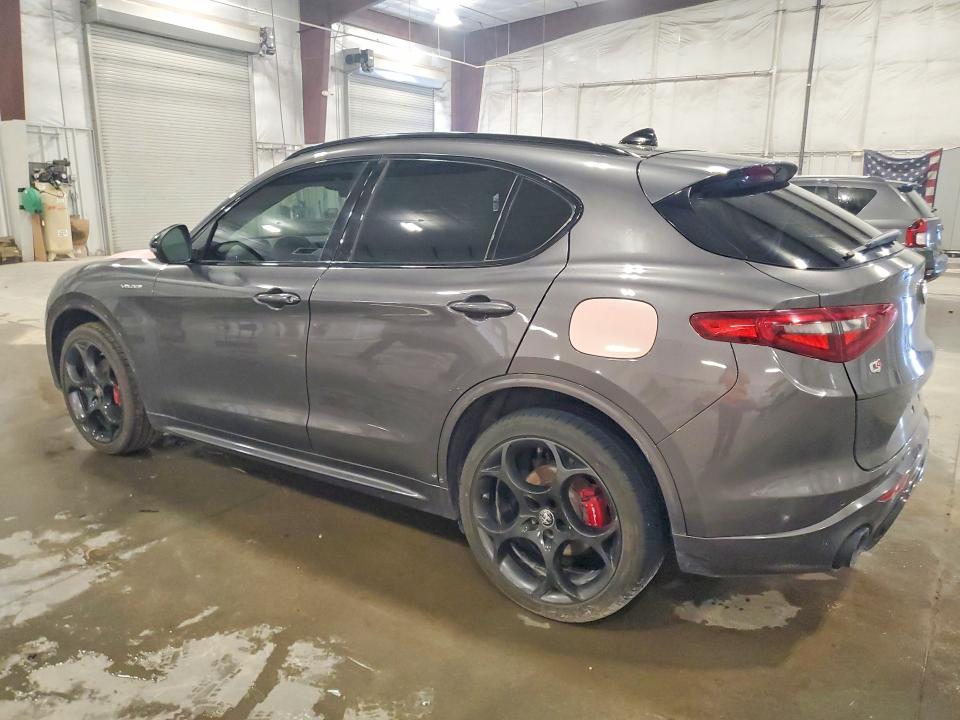 57686316 :رقم المزاد ، ZASPAKBN1N7D29635 vin ، 2022 Alfa Romeo Stelvio مزاد بيع