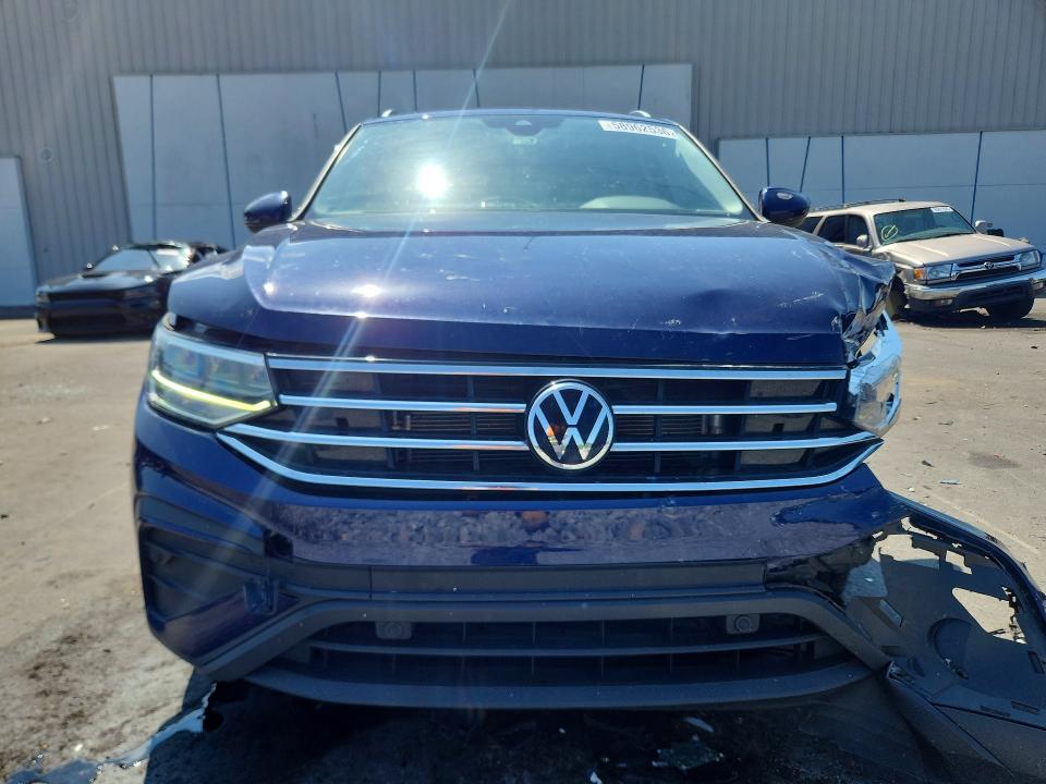Продажа на аукционе авто 2023 Volkswagen Tiguan, vin: 3VV3B7AX8PM045675, номер лота: 58962536
