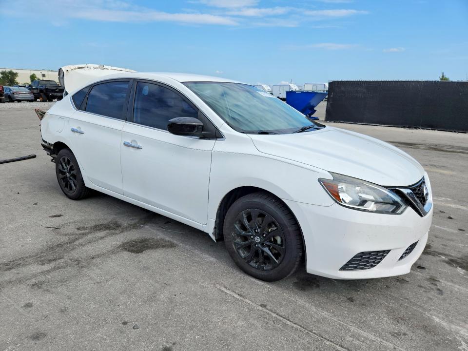 2018 Nissan Sentra მანქანა იყიდება აუქციონზე, vin: 3N1AB7AP3JY348789, აუქციონის ნომერი: 56715746