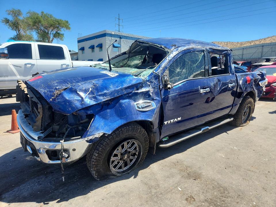 59093786 :رقم المزاد ، 1N6AA1E52HN505805 vin ، 2017 Nissan Titan مزاد بيع