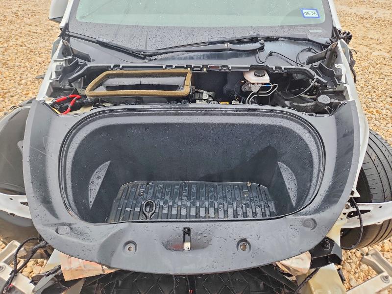 57134436 :رقم المزاد ، 5YJYGDEEXMF173851 vin ، 2021 Tesla Model Y مزاد بيع
